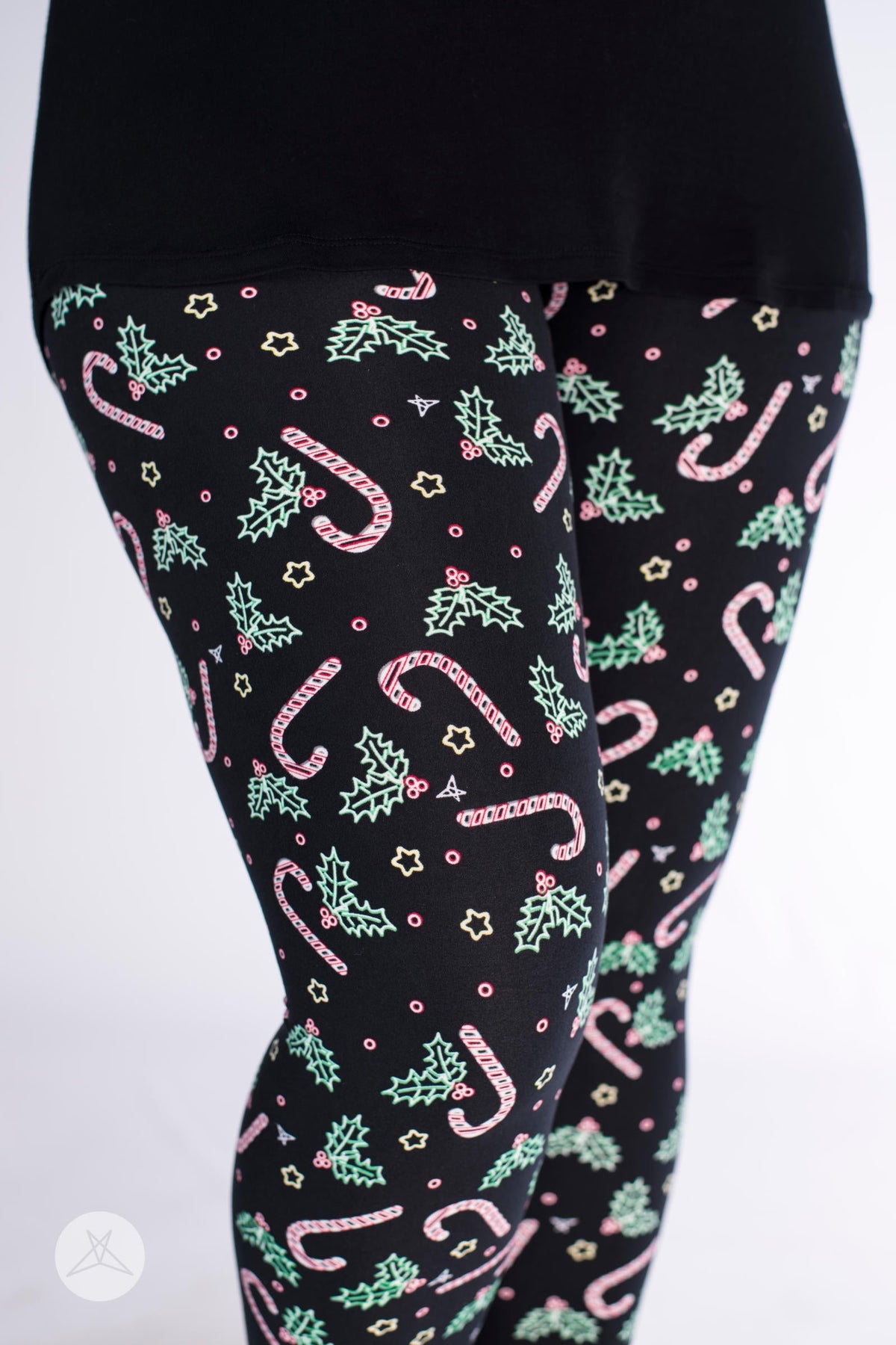 Vault - Signature Holiday Leggings