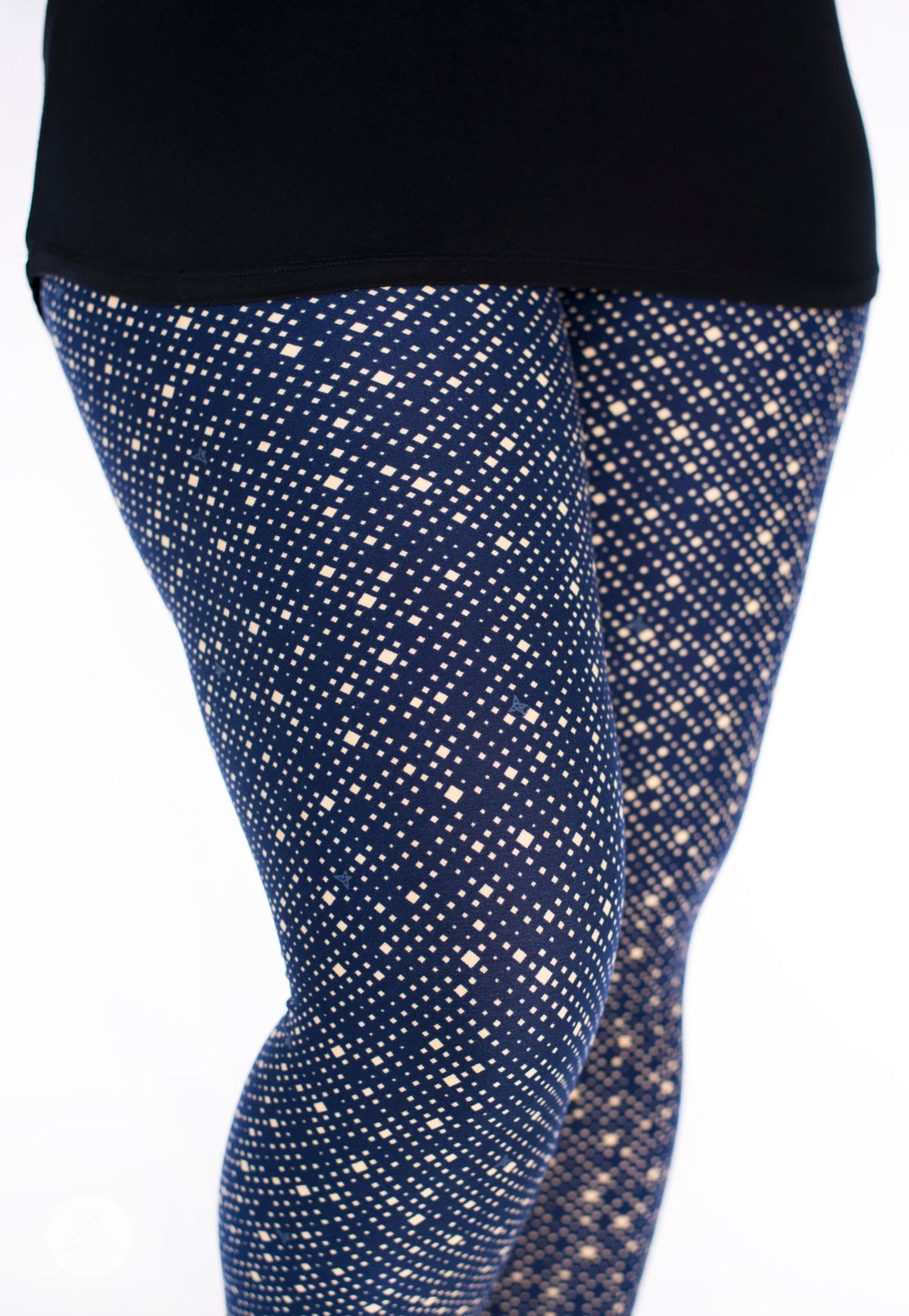 Vault - Signature Holiday Leggings