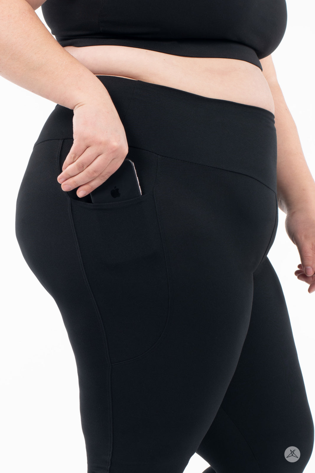SweetLegs High-Waist Pocket Crops in black with side pocket
