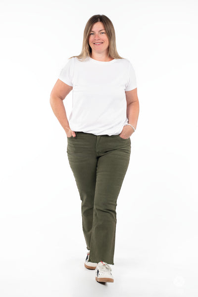 Go-To Ankle Fray Jeans - Casual Office/Work From Home