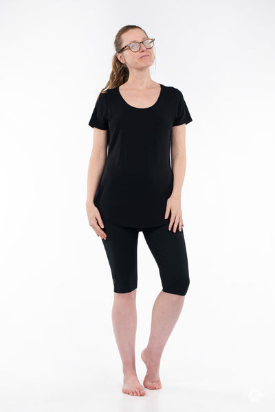 Knee-Length Capri - Signature Leggings