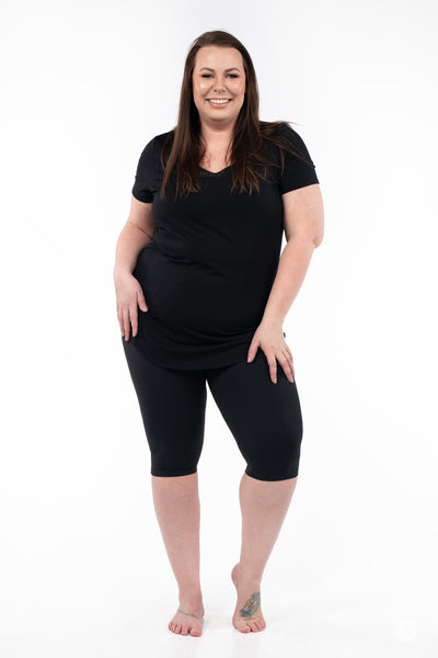 Knee-Length Capri - Signature Leggings