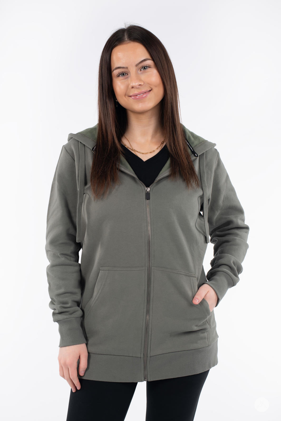 Hoodies & Sweatshirts