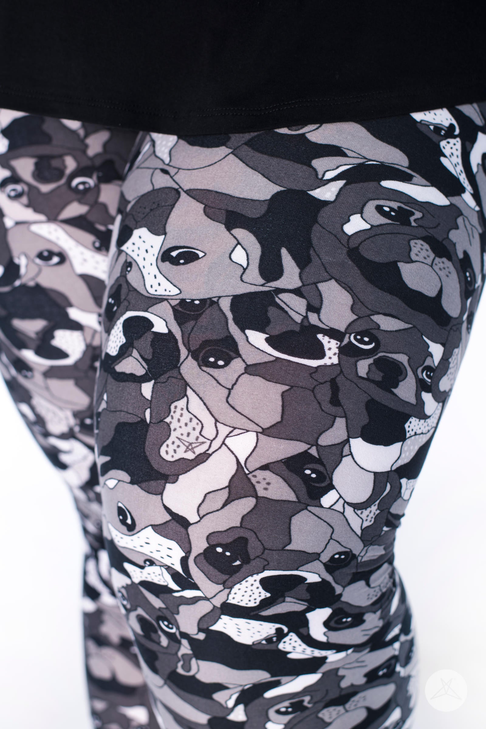 Dog Show Plus leggings - SweetLegs